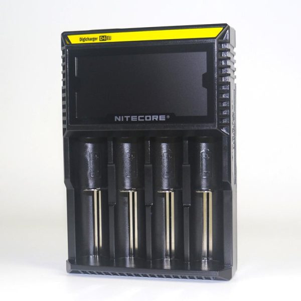 Nitecore LCD D4 Battery Charger - Image 4