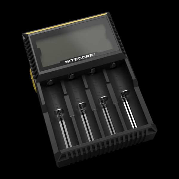 Nitecore LCD D4 Battery Charger - Image 3