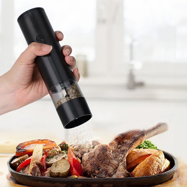 USB Charging Electric Pepper & Sea Salt Grinder with Base and Double Support for Easy Charging and Use - Image 9